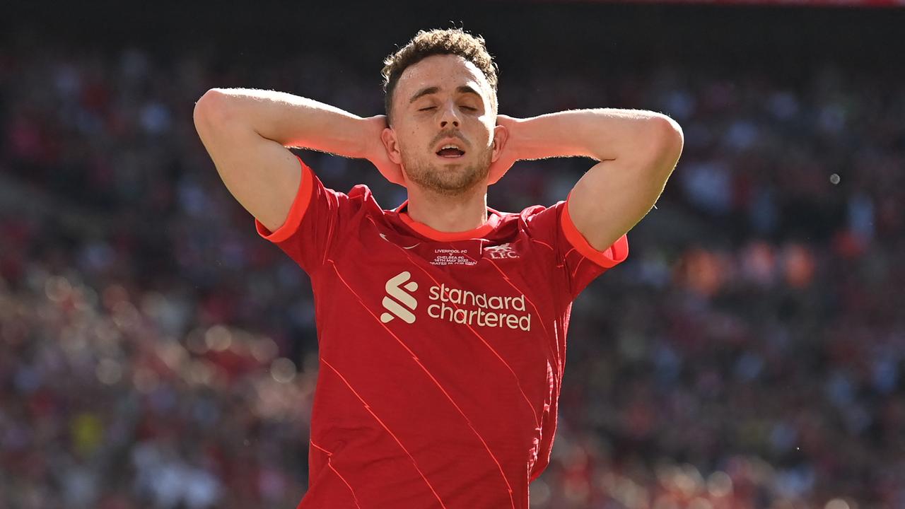 Liverpool's Portuguese striker Diogo Jota reacts after missing to score during the English FA Cup final football match between Chelsea and Liverpool, at Wembley stadium, in London, on May 14, 2022. (Photo by Glyn KIRK / AFP) / NOT FOR MARKETING OR ADVERTISING USE / RESTRICTED TO EDITORIAL USE