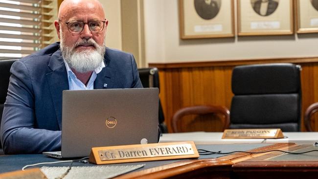 A new councillor is set to join the ranks of the Fraser Coast Regional Council following the resignation of Darren Everard, and members of the community are being asked to nominate for the role.