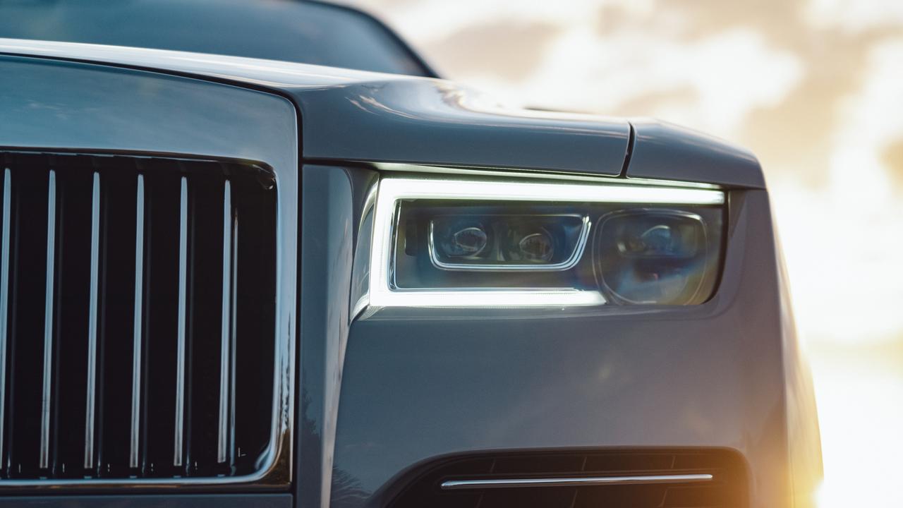 What Makes the All-New Rolls-Royce Phantom Worth $628,000