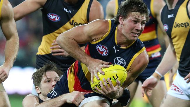 Former Adelaide Crows player Brodie Martin to turn out for