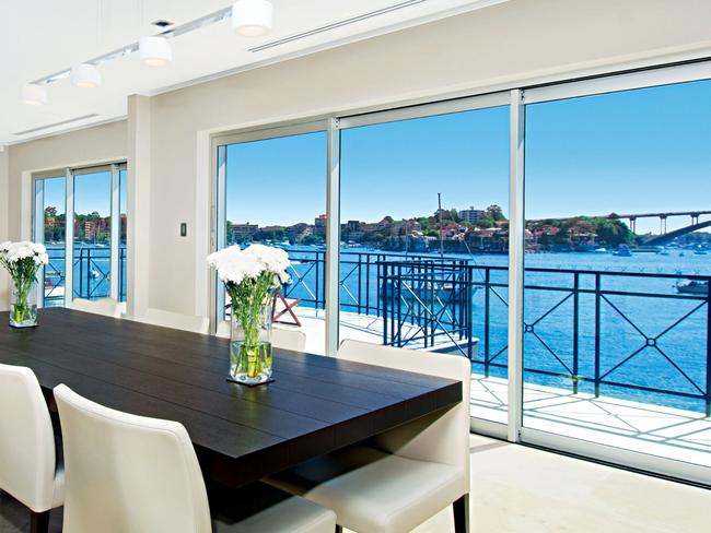 Home renovate - Clearview floor to ceiling innovative window solutions.