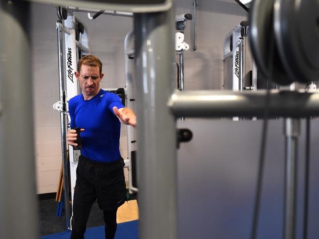 Hugh Bowman takes part in a gym session. Picture: Getty Images