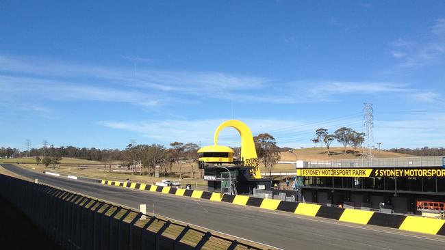 The main straight at Sydney Motorsport Park, Eastern Creek.