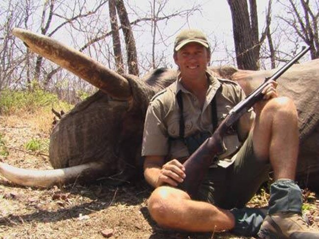 Glenn McGrath said it was “highly inappropriate” to pose with the dead elephant.