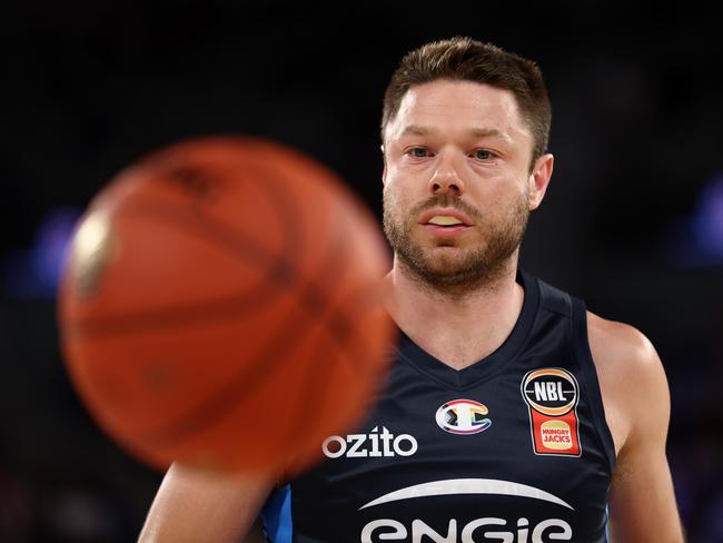 Championship focus for Delly as United contract talks parked