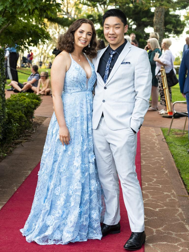 Formals 2021: Centenary Heights State High School formal arrivals at ...