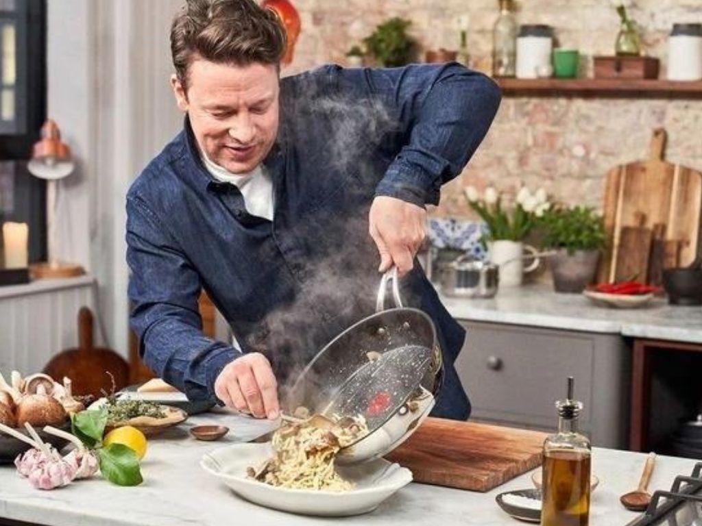 The fry pans approved by none other than Jamie Oliver are on sale.