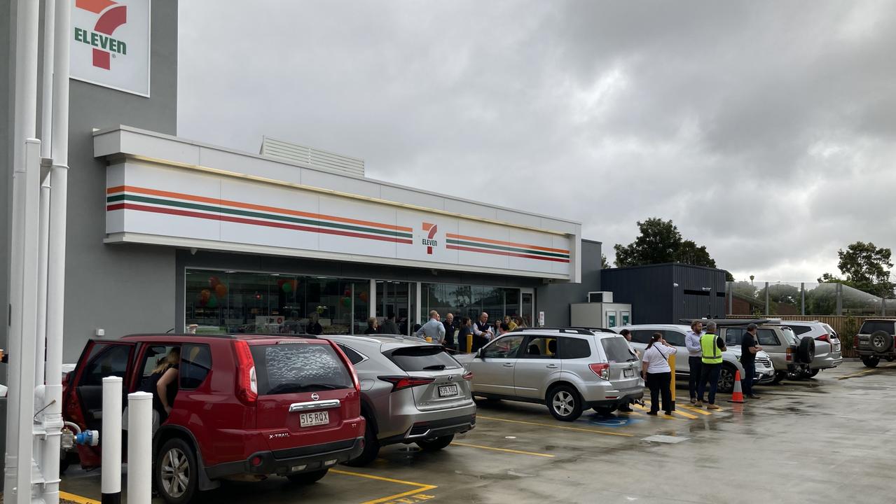 More than 400 customers passed through the doors of Gympie’s 7-Eleven in the first four hours of its operations.