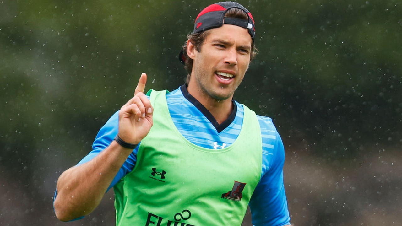 MELBOURNE, AUSTRALIA - NOVEMBER 10: Bombers development coach Alex Rance in action during an Essendon Bombers AFL training session at The Hangar on November 10, 2021 in Melbourne, Australia. (Photo by Daniel Pockett/Getty Images)