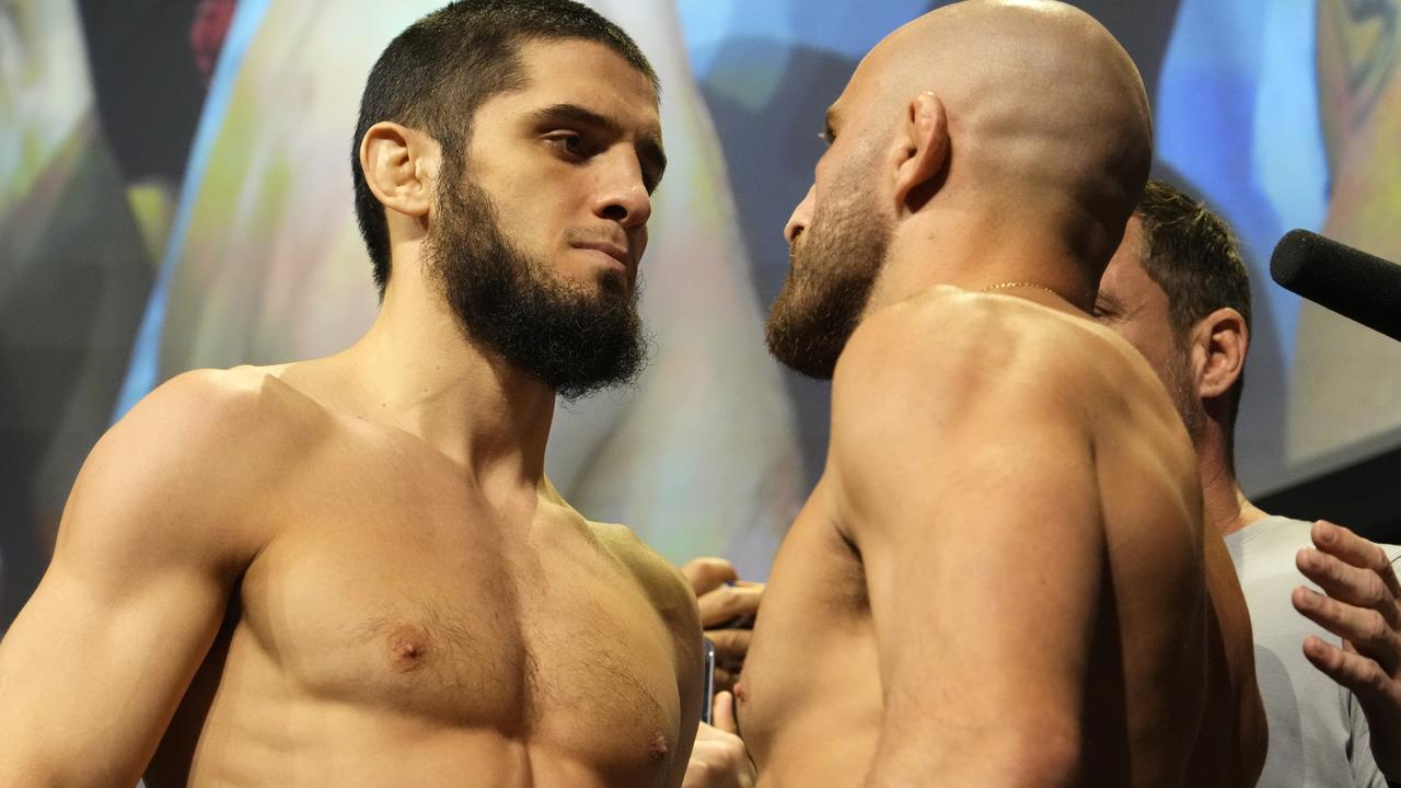 Makhachev (L) and Volkanovski (R) face-off before their UFC 284 in February. Picture: Mike Roach/Zuffa LLC via Getty Images