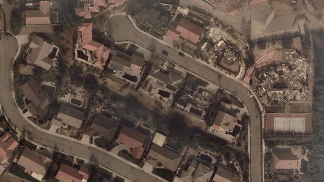 Aerial image of the devastating fire on Park Vista Dr, Pasadena. Picture: Nearmap