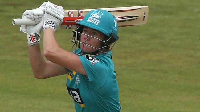 Beth Mooney of Brisbane Heat batting during the Women's Big Bash League (WBBL) match between the Melbourne Stars and Brisbane Heat at Junction Oval in Melbourne, Sunday, December 1, 2019. (AAP Image/Hamish Blair) NO ARCHIVING, EDITORIAL USE ONLY, IMAGES TO BE USED FOR NEWS REPORTING PURPOSES ONLY, NO COMMERCIAL USE WHATSOEVER, NO USE IN BOOKS WITHOUT PRIOR WRITTEN CONSENT FROM AAP