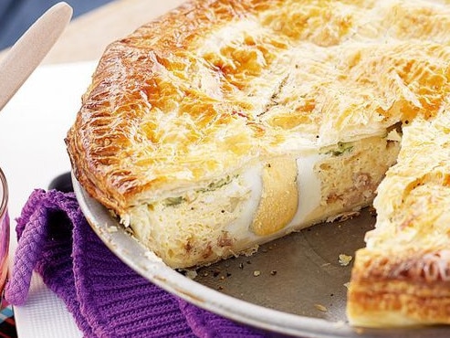 Old-fashioned egg & bacon pie.