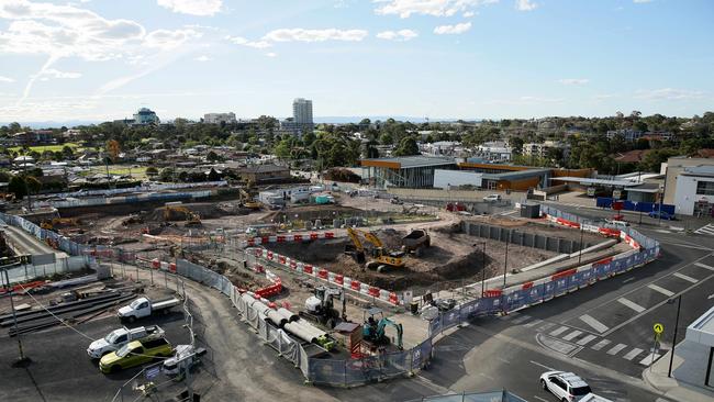 Tour of new facilities at Blacktown Hospital. Start of stage 2.