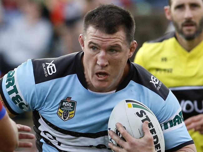 Paul Gallen of the Sharks during the Round 12 NRL match between the Newcastle Knights and the Cronulla-Sutherland Sharks at McDonald Jones Stadium in Newcastle, Sunday, May 27, 2018. (AAP Image/Darren Pateman) NO ARCHIVING, EDITORIAL USE ONLY