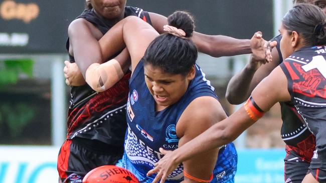 The Tiwi Bombers will play the Darwin Buffettes in Round 5 of the 2023-24 NTFL season. Picture: Celina Whan / AFLNT Media