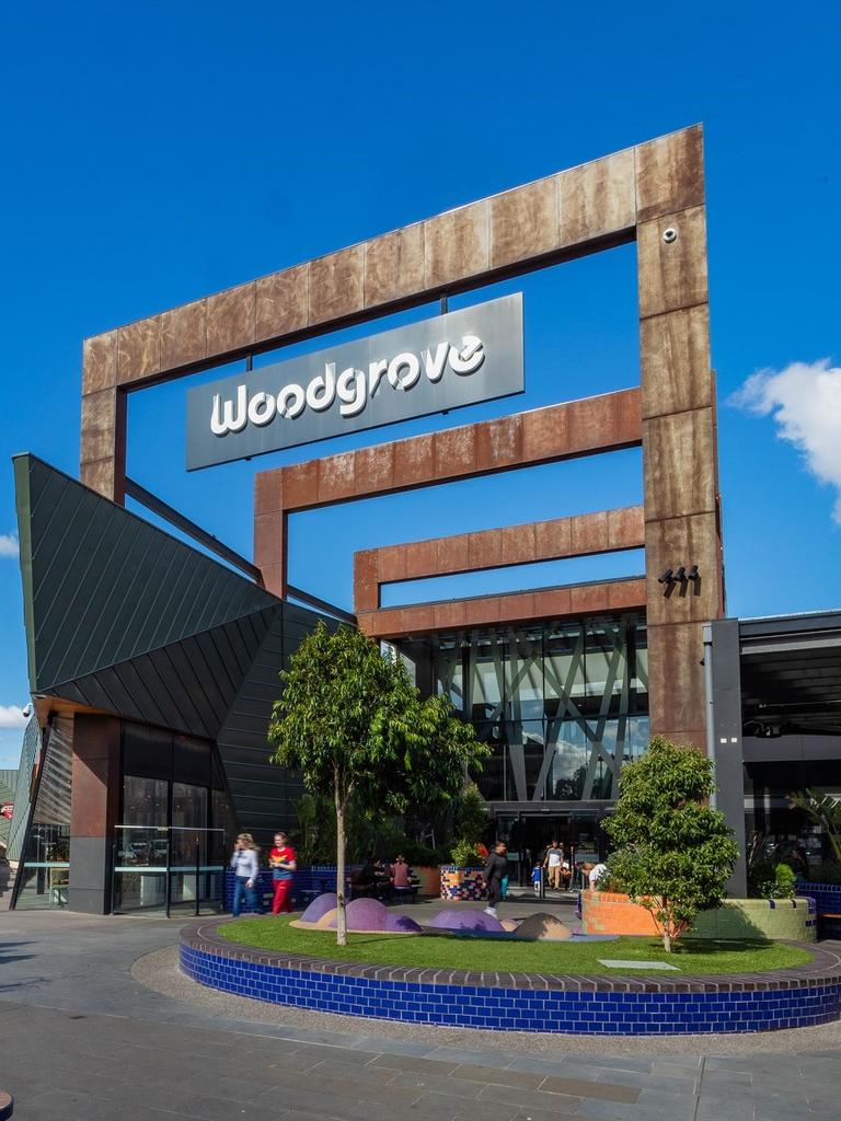 The Ryans Lane address is also about 5.4km to the Woodgrove shopping centre in Melton West.