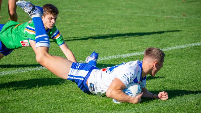 Canterbury's Christopher Makhlouf crosses for the first try. Picture: Thomas Lisson