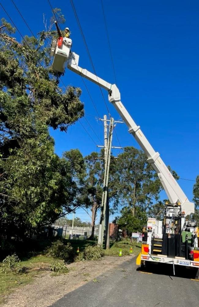 Energex work to restore thousands of damaged power lines across Southeast Queensland following the Christmas Day storm