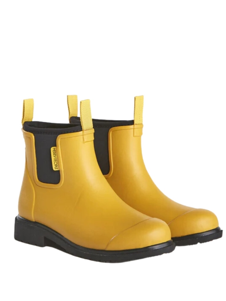 Warm gumboots outlet