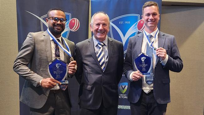 VSDCA Holden Medallists Sahan Perera and Glen Parker with chairman Phil O'Meara (centre)