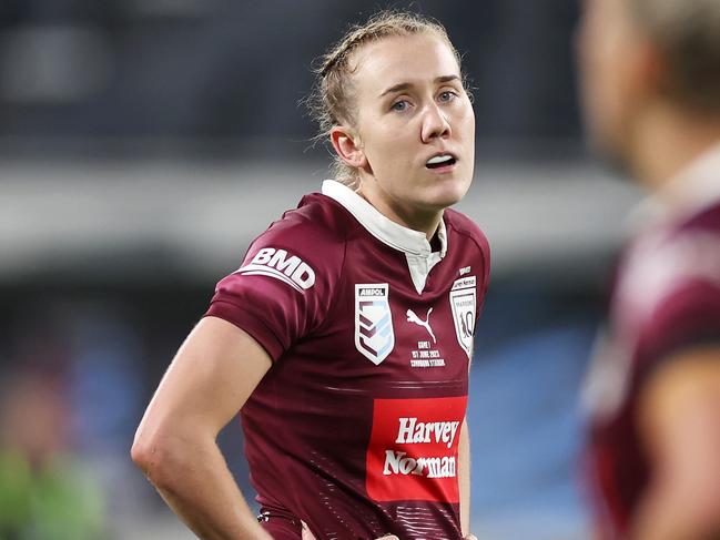 SYDNEY, AUSTRALIA - JUNE 01:  Tamika Upton of the Maroons shows her frustration as she looks at team mate Shenae Ciesiolka of the Maroons during game one of the Women's State of Origin series between New South Wales and Queensland at CommBank Stadium on June 01, 2023 in Sydney, Australia. (Photo by Mark Kolbe/Getty Images)