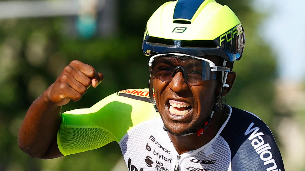 Giro d’Italia 2022 | Biniam Girmay becomes first black African to win ...