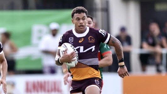 Brisbane Broncos Vs Wynnum Manly pre season match at Wynnum – Broncos Tristan Sailor Picture Jim O'Reilly