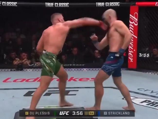 Champion Dricus du Plessis made a mess of Sean Strickland in UFC 312