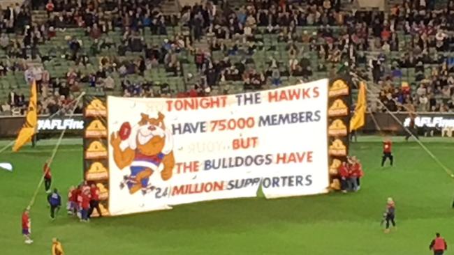 Bulldogs banner against Hawthorn.