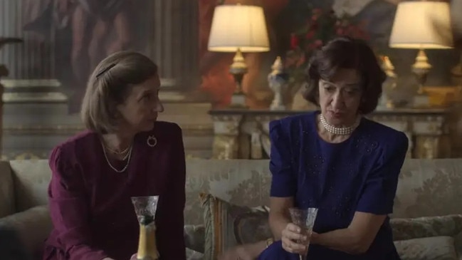 Gwynne (R) played Lady Susan Hussey, Queen Elizabeth’s woman of the royal bedchamber, in the Netflix series The Crown.