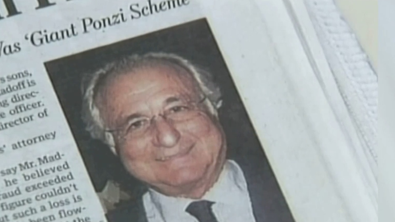 Fraudster Behind Worlds Largest Ponzi Scheme Bernie Madoff Dies In Prison Sky News Australia 