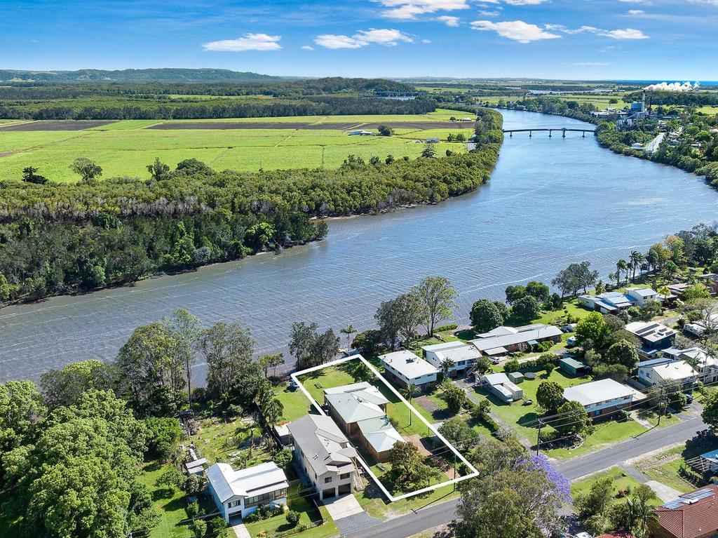 The property backs onto the Richmond River.