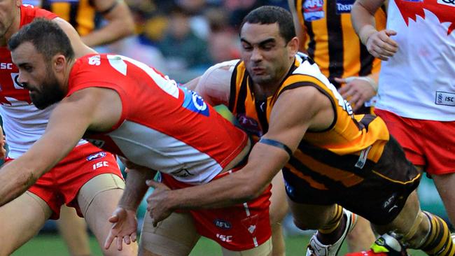 Shaun Burgoyne in action during the 2012 Grand Final, which he played hurt.