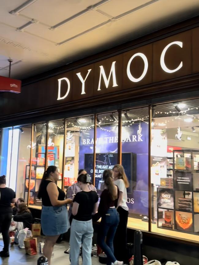 Dedicated fans queued up for the midnight release of Rebecca Yarros’ new book, Onyx Storm. Picture: Instagram/@dymocksbooks