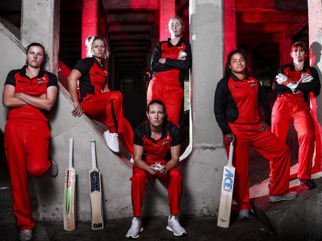 Tahlia McGrath, far left, with her Scorpions teammates Bridget Patterson, Megan Schutt, Amanda-Jade Wellington (standing) Tabatha Saville and Tegan McPharlin. Picture: SARAH REED