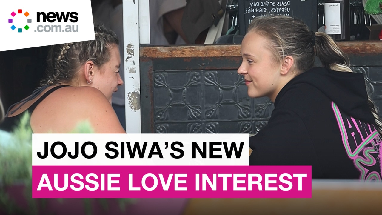 JoJo Siwa spotted on date in Bondi