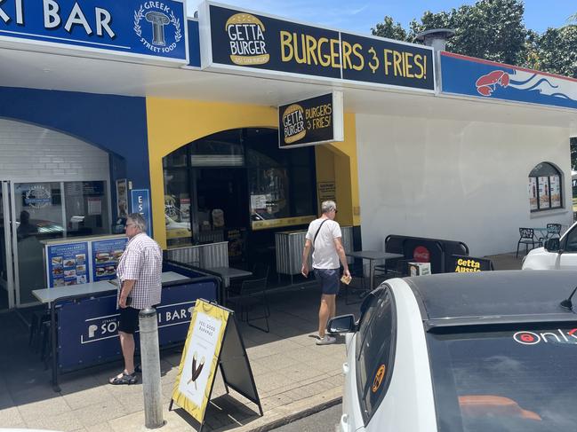 Getta Burger The Strand does a roaring trade with tourists. Picture: Leighton Smith.