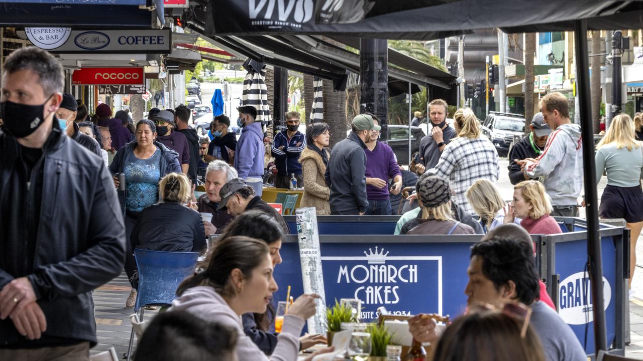 Melburnians returned to hospitality venues on the first weekend out of Covid lockdown. Picture: NCA NewsWire / David Geraghty