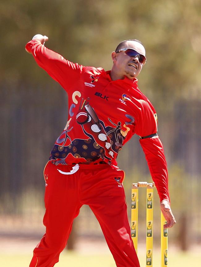 ALL-ROUNDER: South Australia captain Marcus McGregor-Cassady, competing at the 2019 National Indigenous Cricket Championships in Alice Springs, has combined his love of cricket, pride in his culture and art in a design for D’Arcy Short’s bat. Picture: DARRIAN TRAYNOR – CRICKET AUSTRALIA/GETTY IMAGES