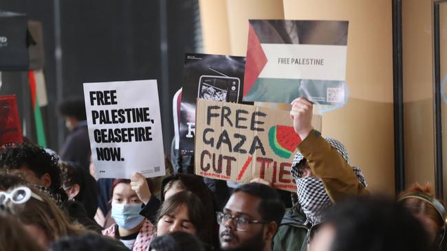 Two students “are getting expelled” and another two “have been suspended” over pro-Palestinian protest participation, Unimelb for Palestine said. Picture: NewsWire / David Crosling
