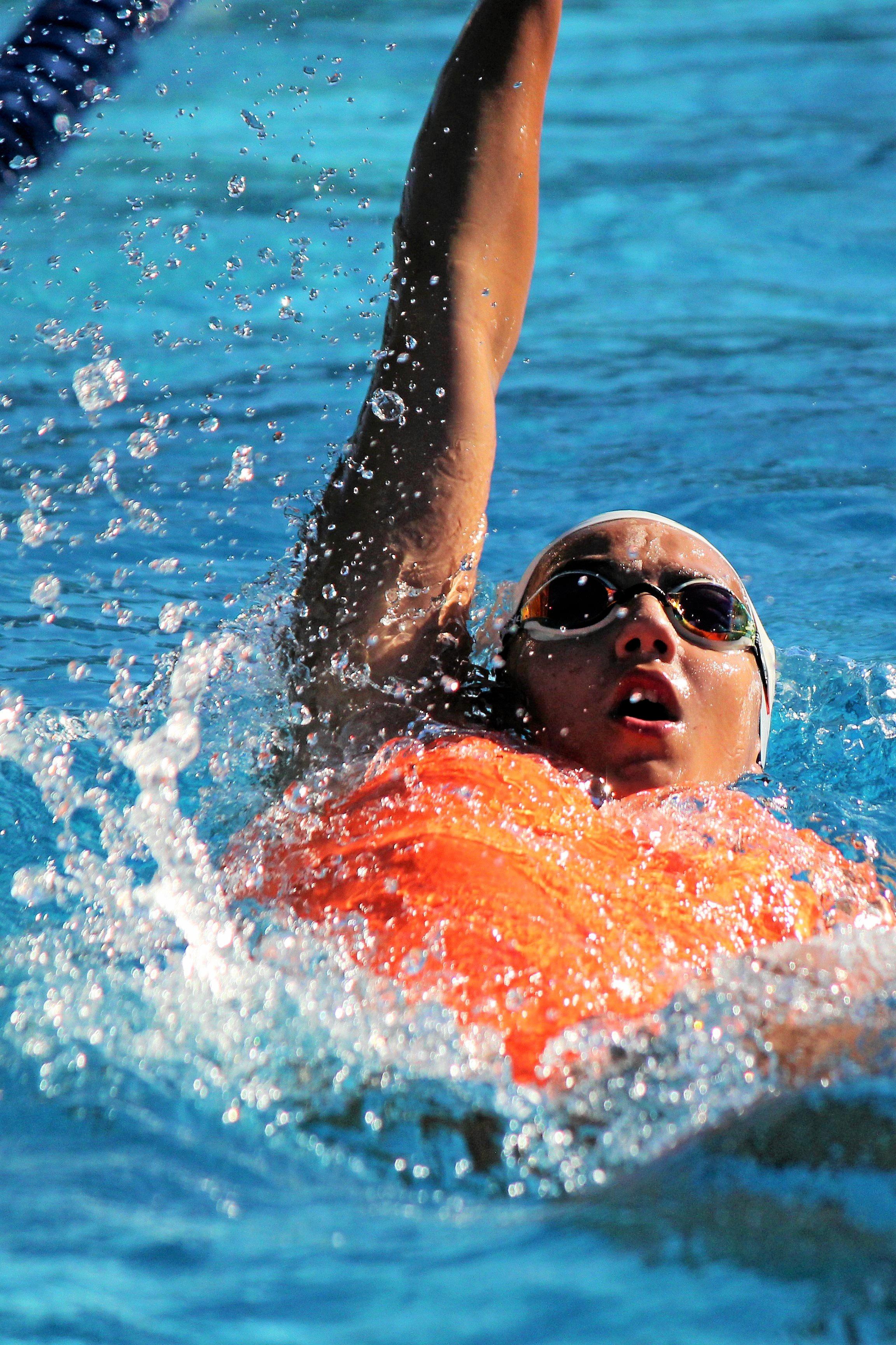Federica Tiboni digs deep in the backstroke leg of her individual medley. Picture: Rebecca Devine 050819