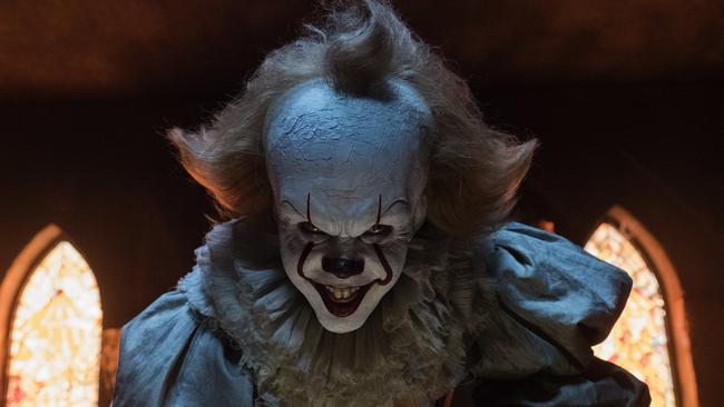 IT film review 2017: Stephen King’s ‘grotesque carny freak’ makes film ...