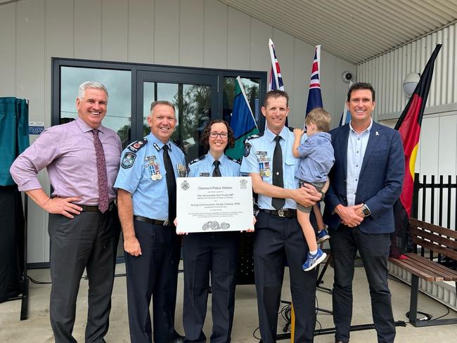 86yo country town police station closes its doors for last time