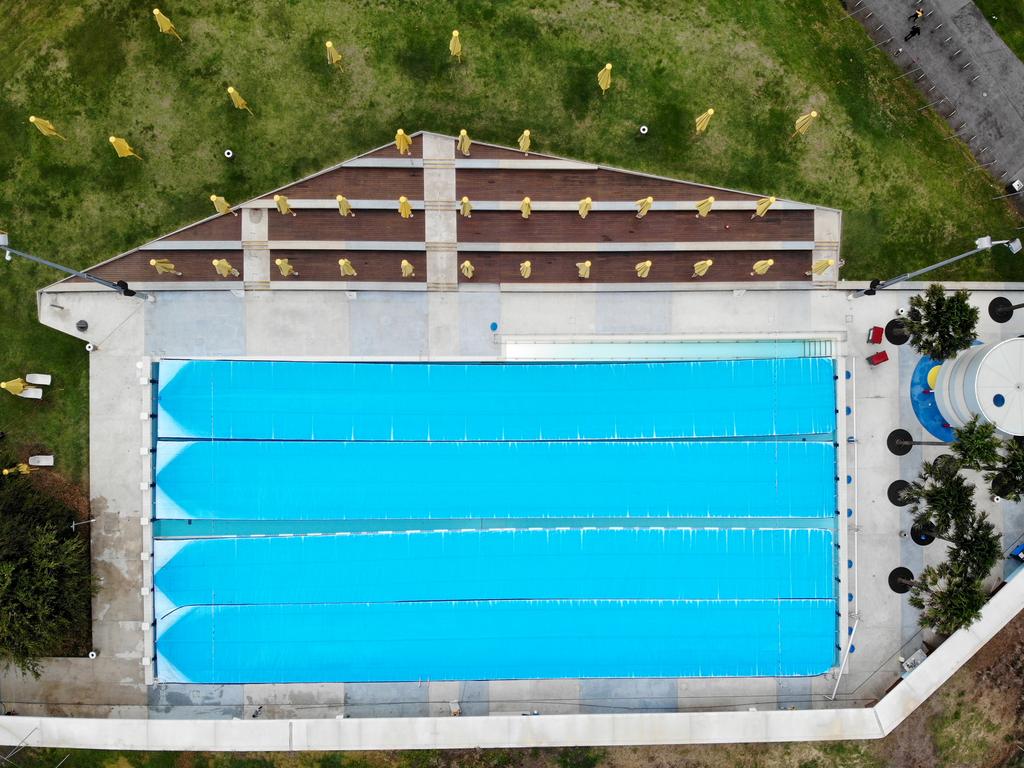 A deserted Prince Alfred Park pool in Surry Hills after being shut down by the government to prevent social spreading of the virus. Picture: Toby Zerna