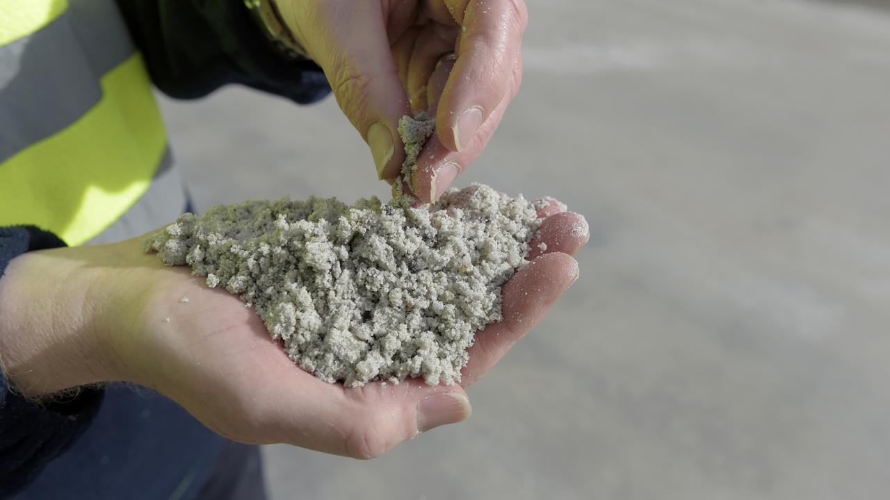 Lithium is used in the production of batteries needed for electric vehicles. Photographer: Carla Gottgens/Bloomberg