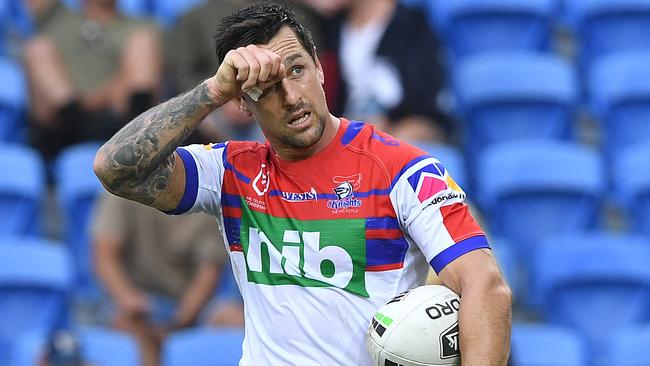 Things didn’t go Pearce’s way at the start of the season. Image: AAP Image/Dave Hunt