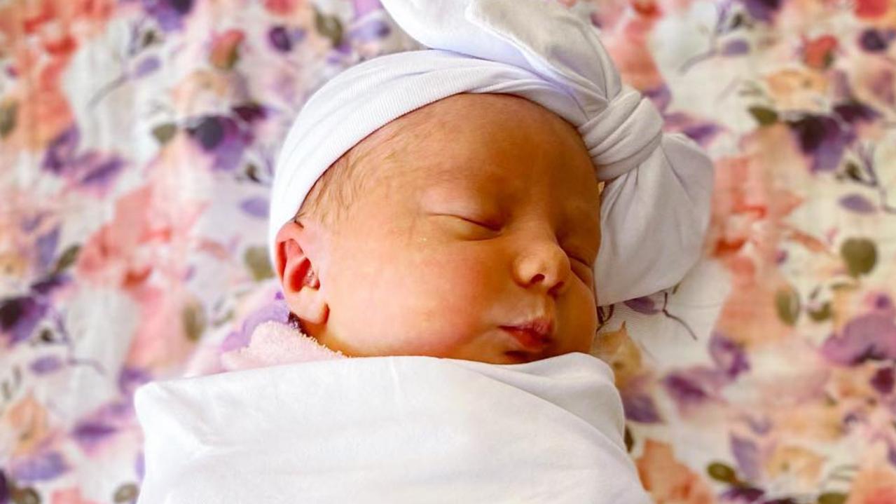 Gold Coast councillor Cameron Caldwell and wife Lauren welcome baby ...