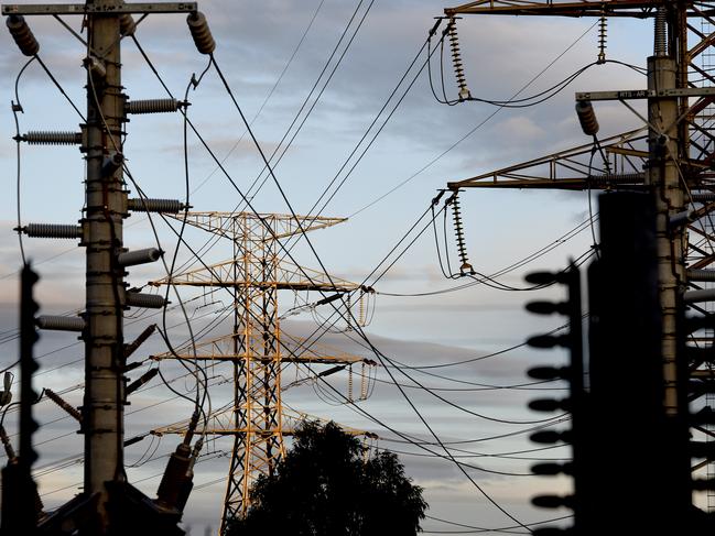 MELBOURNE, AUSTRALIA - NewsWire Photos June 03, 2022: Generic images of powerlines. Picture: NCA NewsWire / Andrew Henshaw