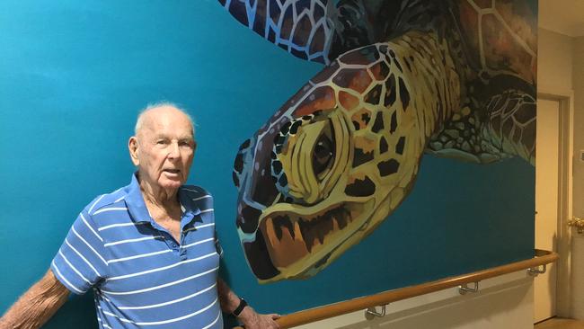 Local identity Jack Webster is one of Bowen’s hardest working volunteers and his efforts have once again helped the community, with three large murals now adorning the walls of the Hibiscus and Jacaranda wings of the Murroona Gardens Memory Support Units.